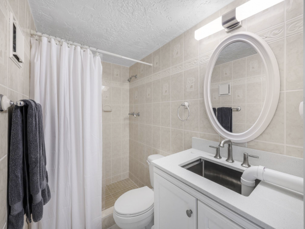 Marco Island Vacation Rental | Luxury Marco Island Condo with Pools & Tennis